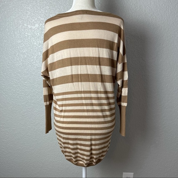 NEW Joie Tan Striped Dolman V Neck Sweater S - Picture 3 of 9